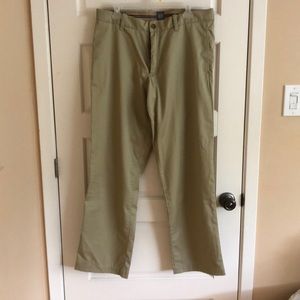 Men’s khakis